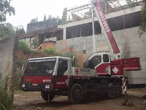 Aluguel de Guindaste de 30 Toneladas